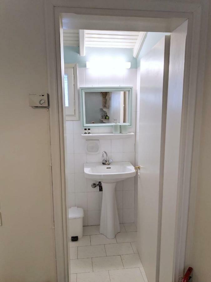 Helena'S Rooms Kassiopi Zewnętrze zdjęcie